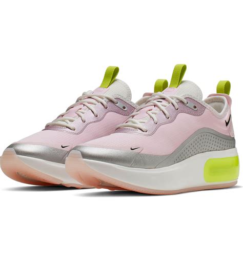 Nike Air Max Dia Women's Shoe